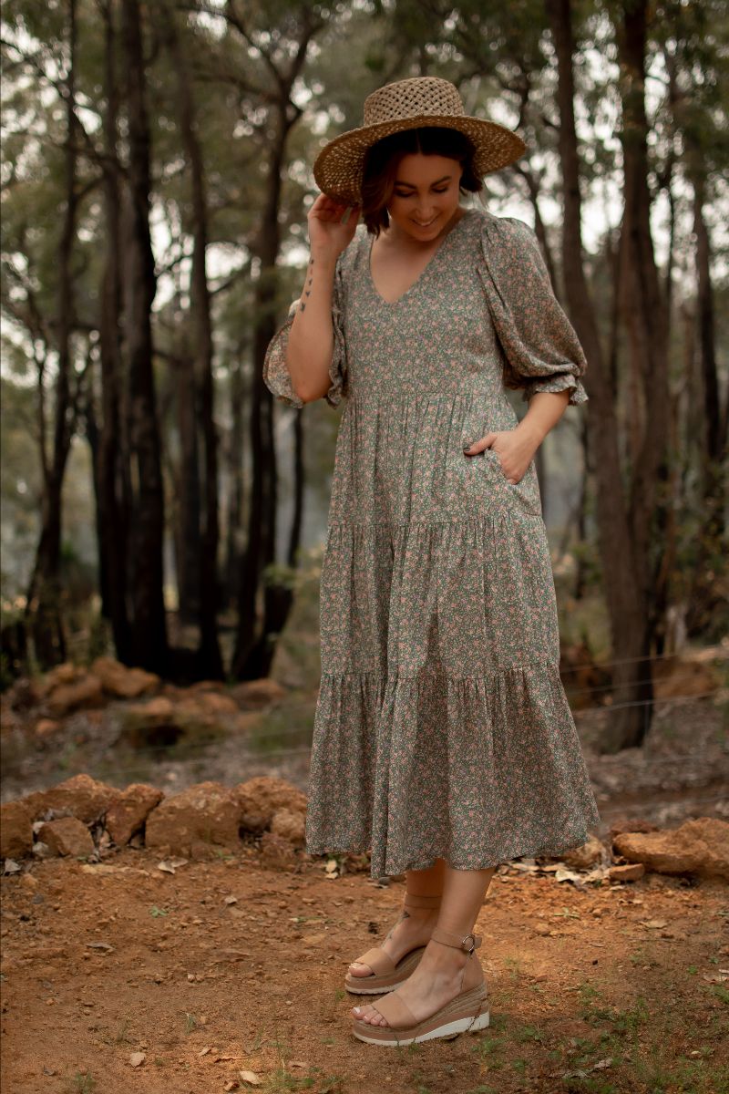 Ditsy Ruffled Tiered Dress (Green)