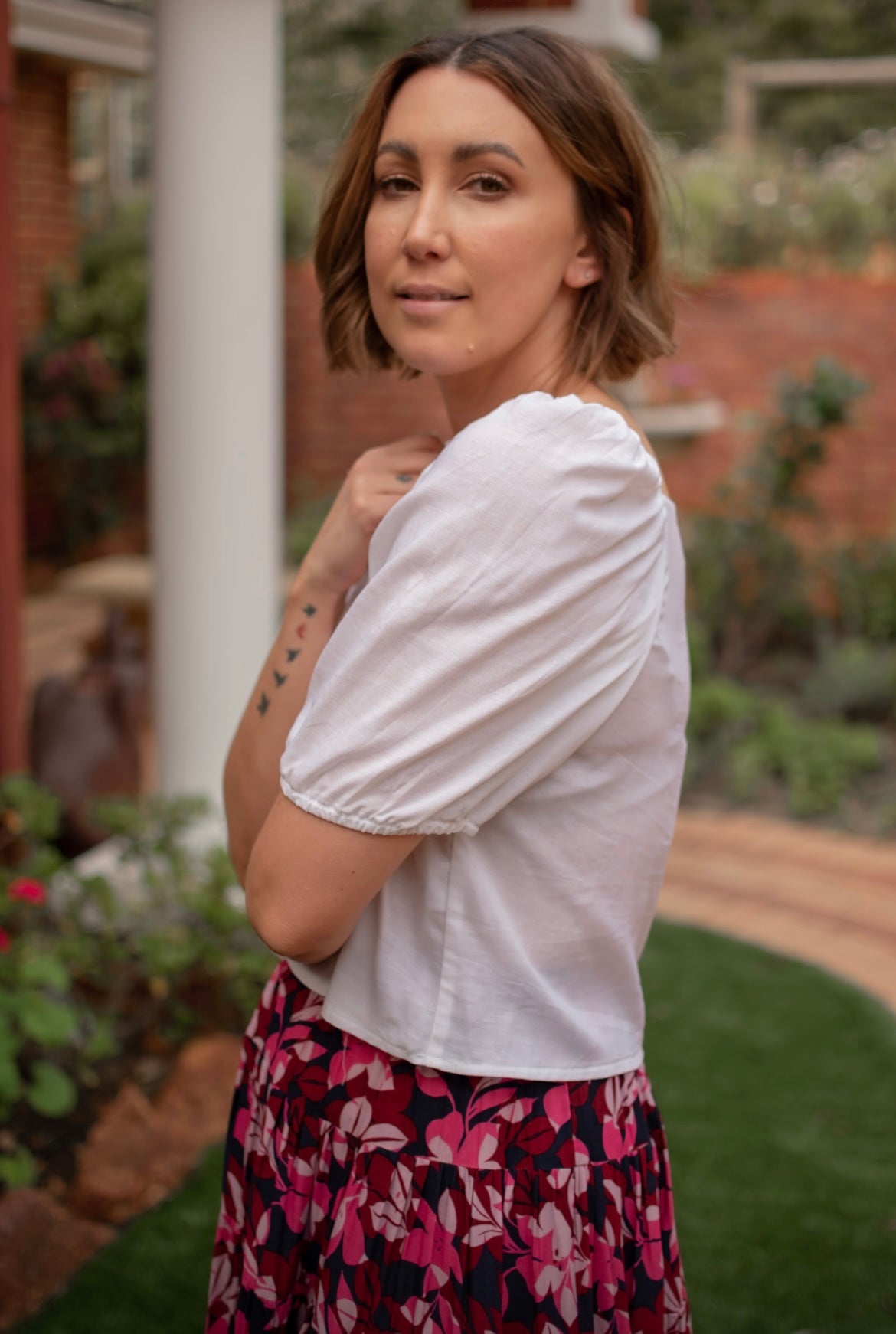 Puff Sleeve Top (white)