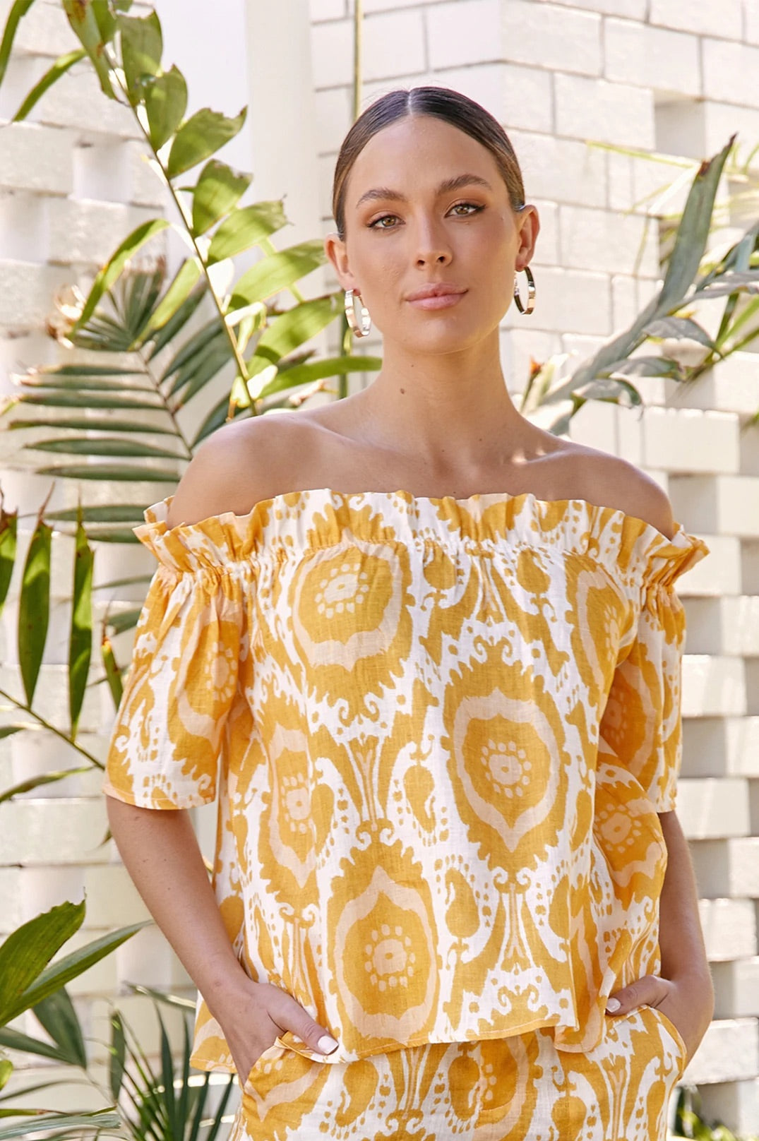 Maddie Ikat Linen Print Off Shoulder Top - Yellow
