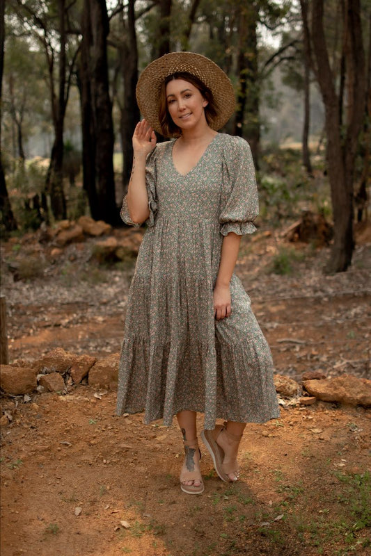 Ditsy Ruffled Tiered Dress (Green)